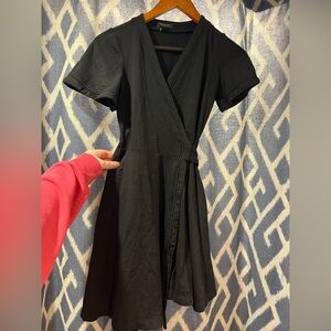 NWOT Ann Taylor Black Wrap Dress 00P